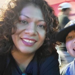 Meet your Posher, Elena